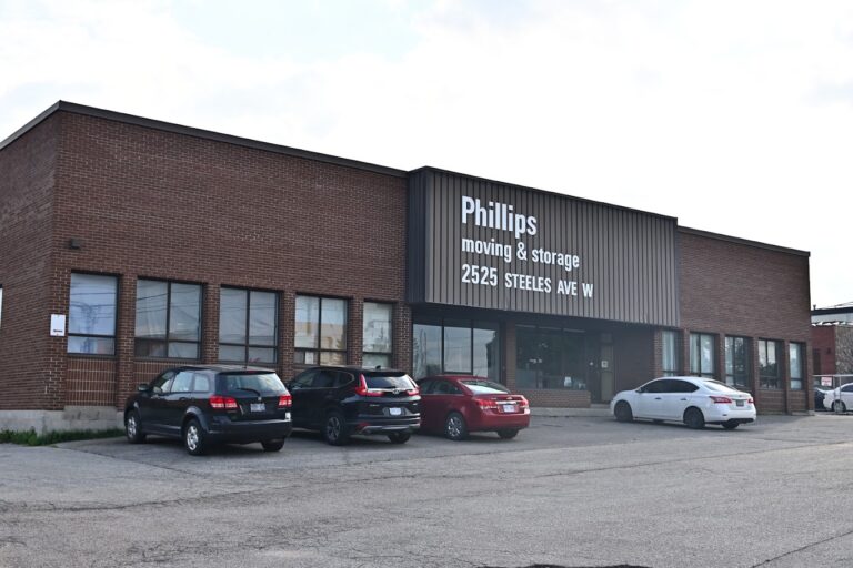 long distance movers toronto 768x512