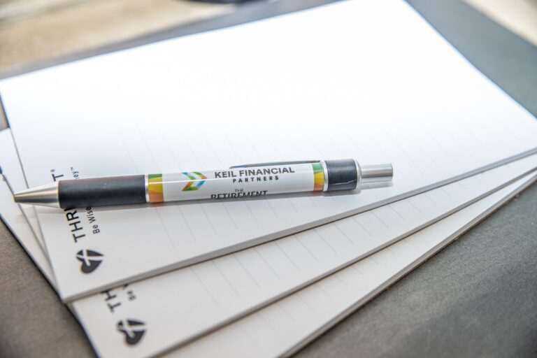 Financial Advisor Milwaukee 768x512