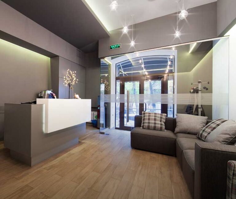 Cosmetic Dentist Philadelphia PA 768x648