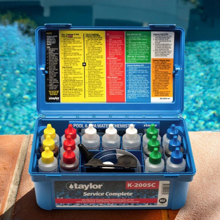 Pool Cleaning Orlando 768x768