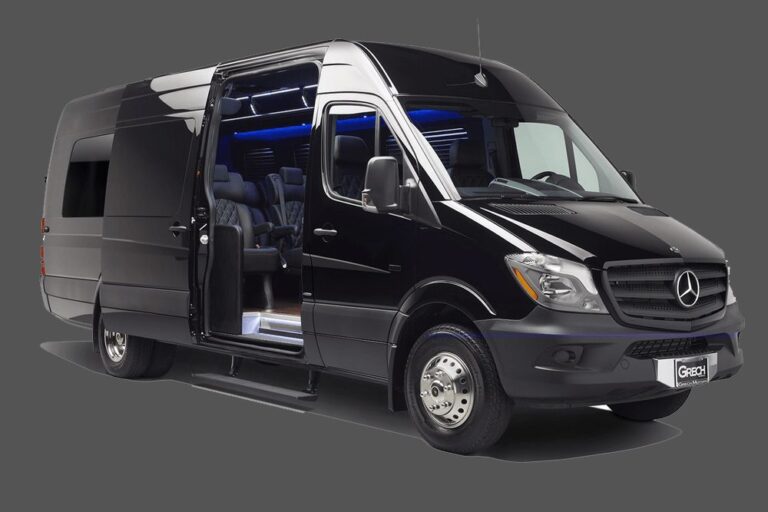 Airport Transportation Houston TX 768x512